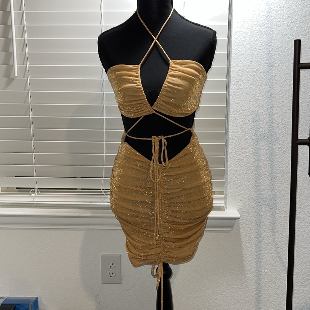 ✨Oh Polly Mini Dress in Gold✨ - NWT Size S(2) - Picture 5 of 17
